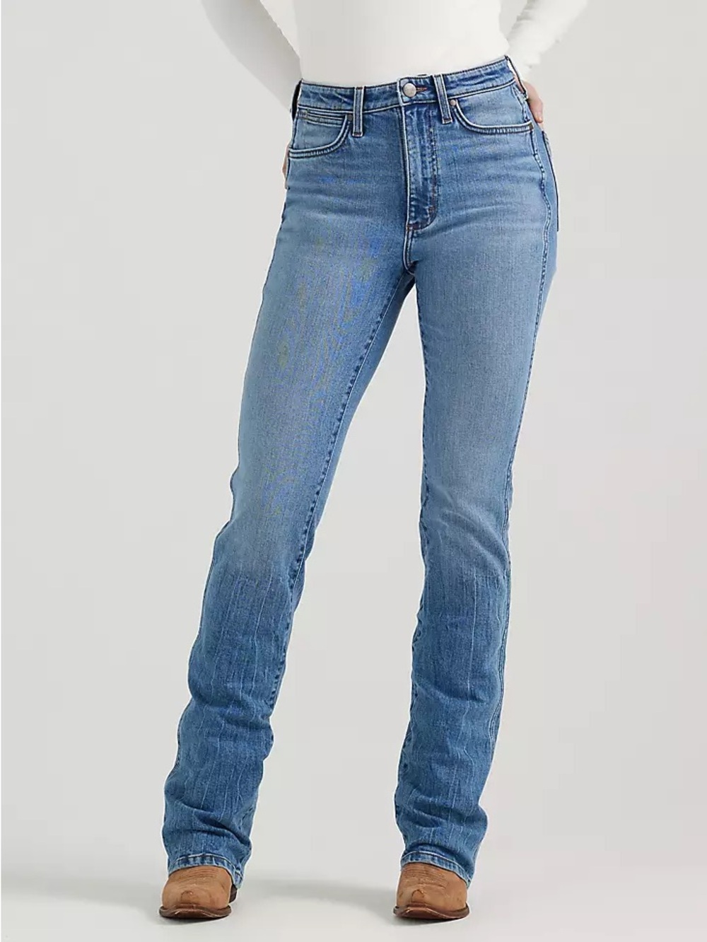 Mid-Rise Boot Cut Women's Jeans in Light Blue Wash